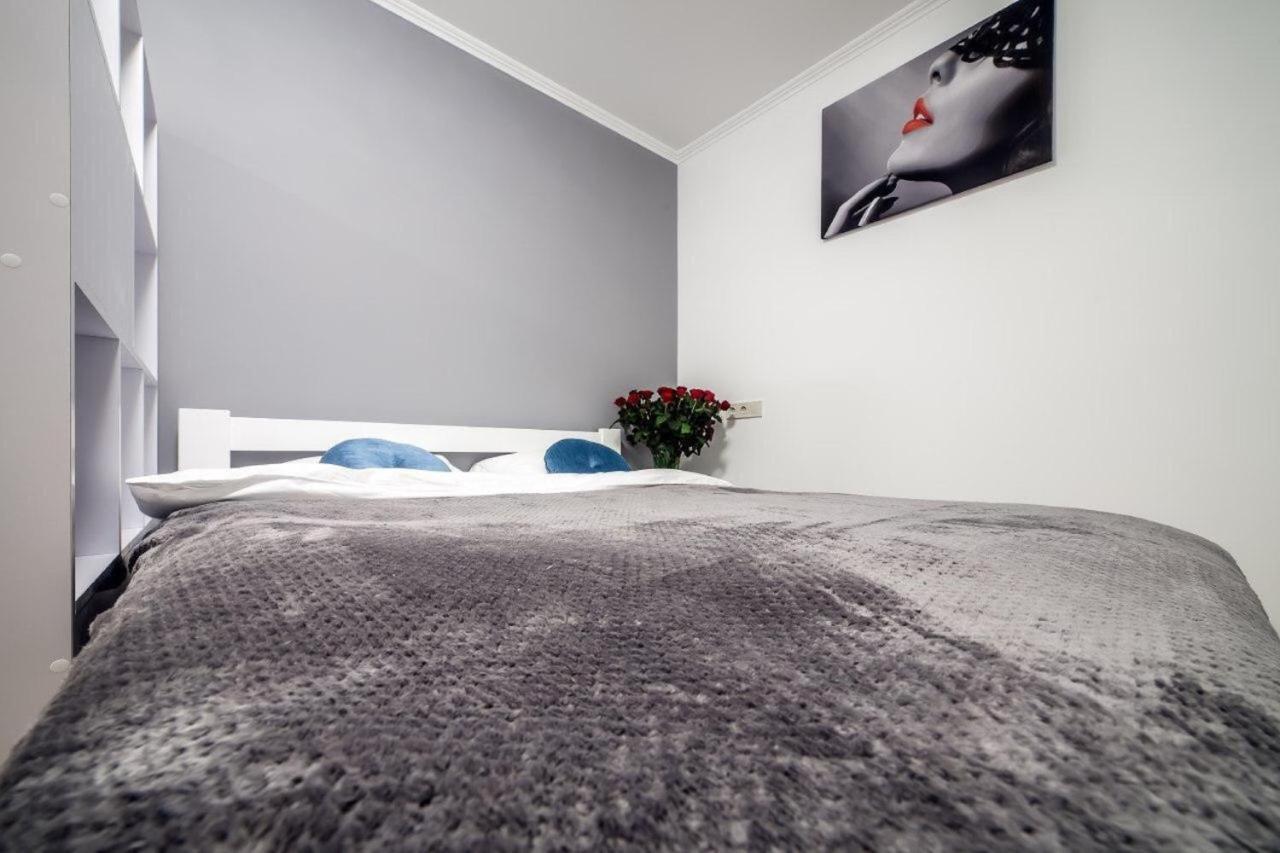 Apartments In Rynok Square Лвив Екстериор снимка
